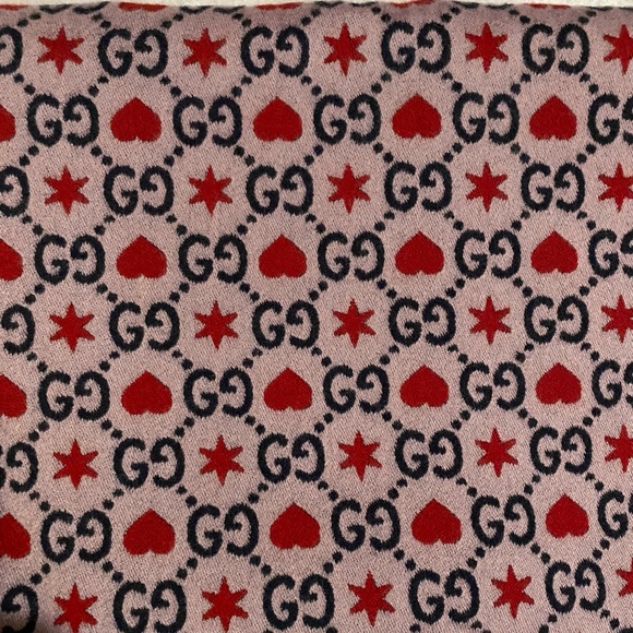 ♥️Great Valentine's Day 💝 GUCCI GG & heart scarf ❤️⭐️ - Picture 2 of 12